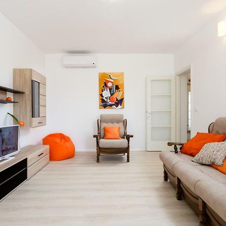 Botun Apartman Free Parking Пула Екстериор снимка